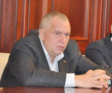 Nicuşor Constantinescu contestă executarea unei hotărâri penale